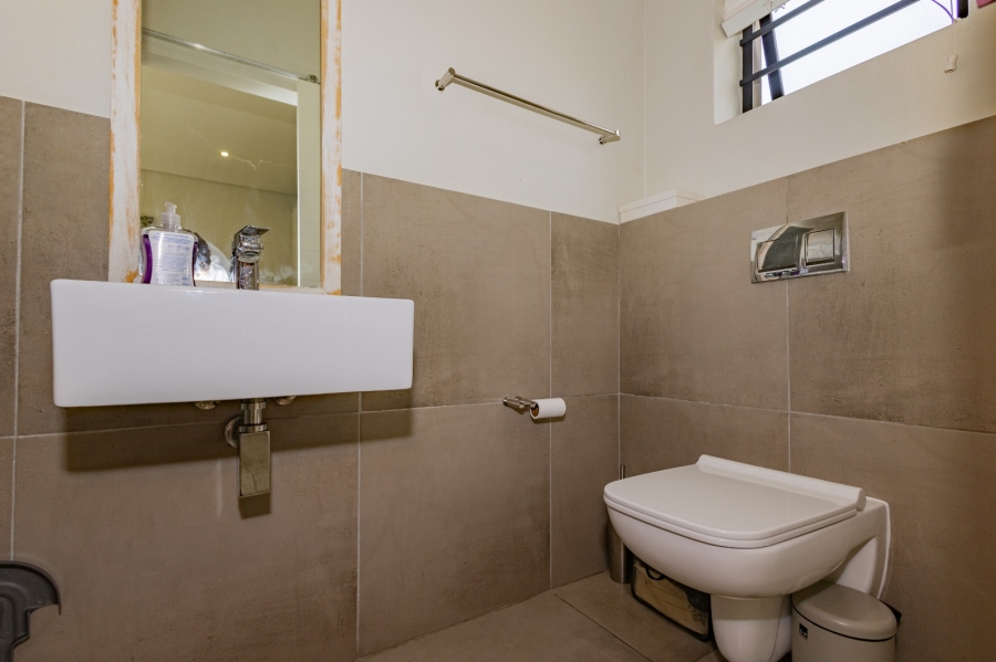 To Let 3 Bedroom Property for Rent in Haasendal Western Cape